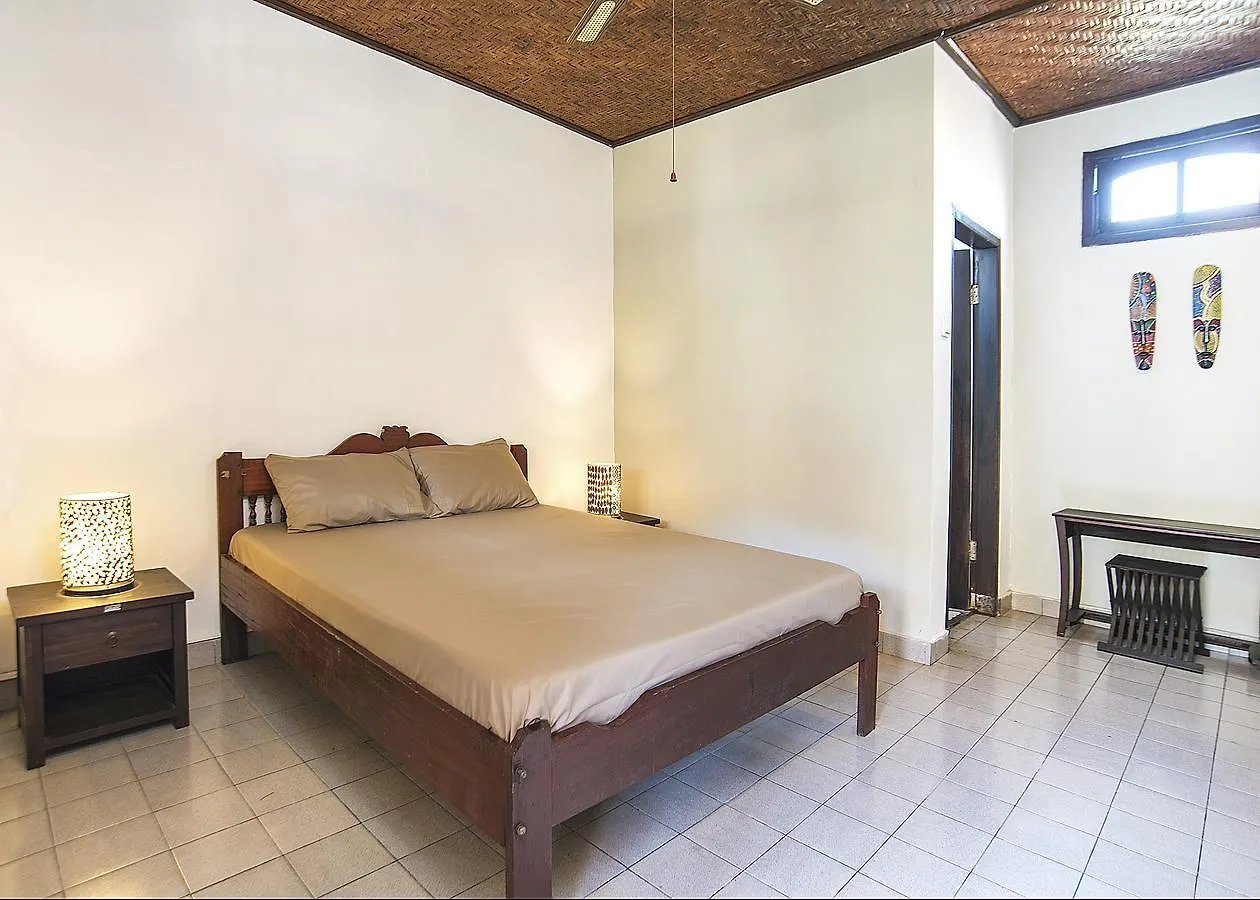 Puri Agung Homestay contacts