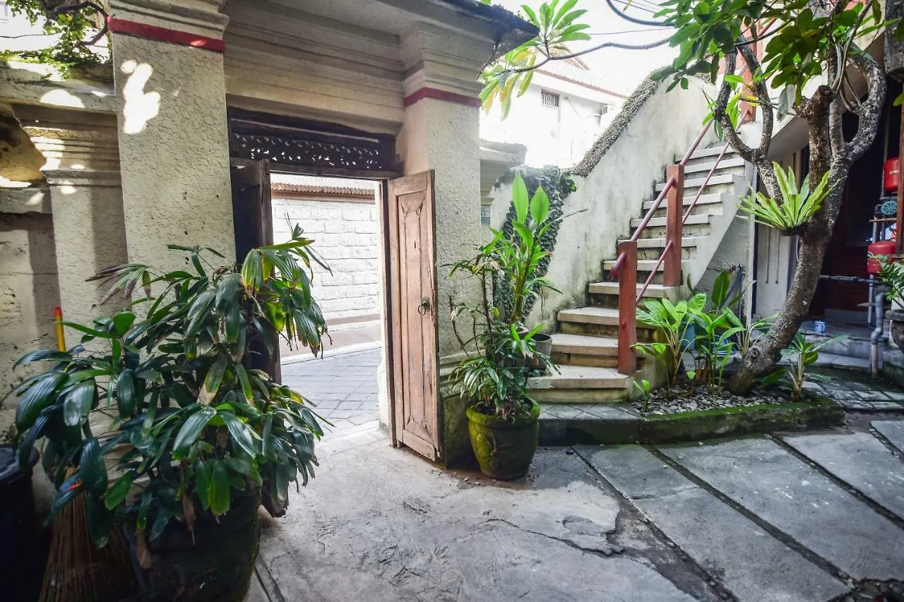 Puri Agung Homestay Kuta  Hotel